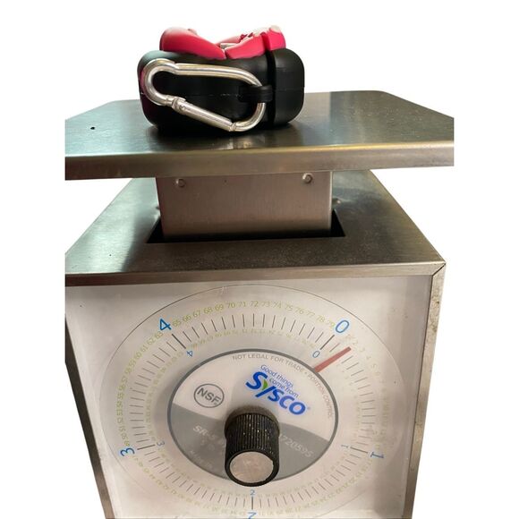 Pink Lips 3D Silicone AirPods Pro Case Shockproof Cover With Carabiner Clip - Picture 7 of 7